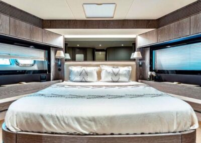 Azimut 66ft Yacht - 5