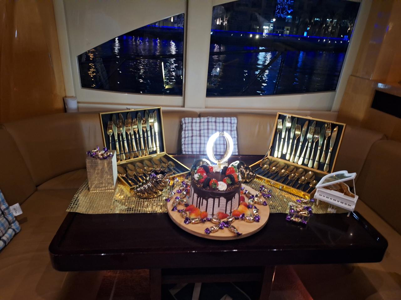 Majesty 44Ft Yacht -4