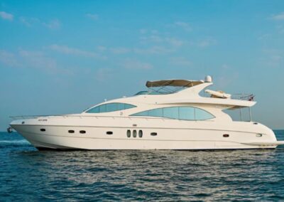 Majesty 88Ft Yacht - 1