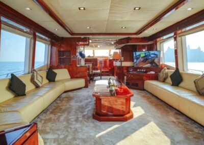 Majesty 88Ft Yacht - 6