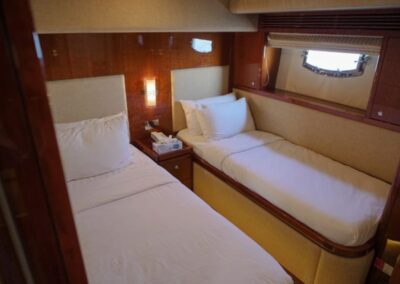 Majesty 88Ft Yacht - 4